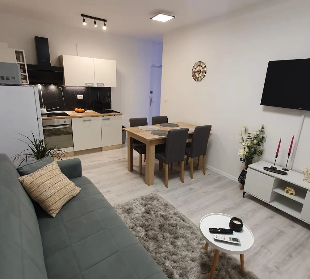 My Peace Apartment Split