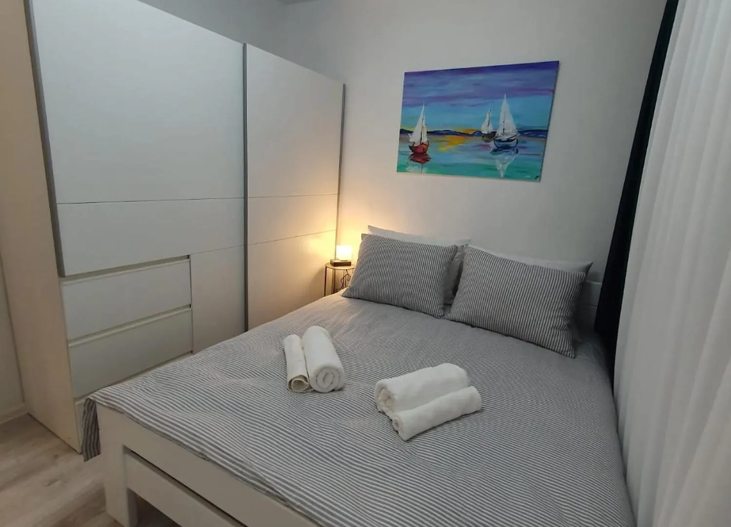 My Peace Apartment Split 0*,